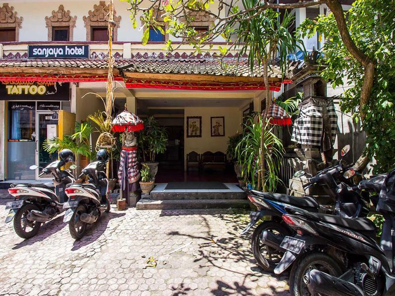 Hotel Sanjaya Managed By Tinggal Kuta Lombok Exterior foto